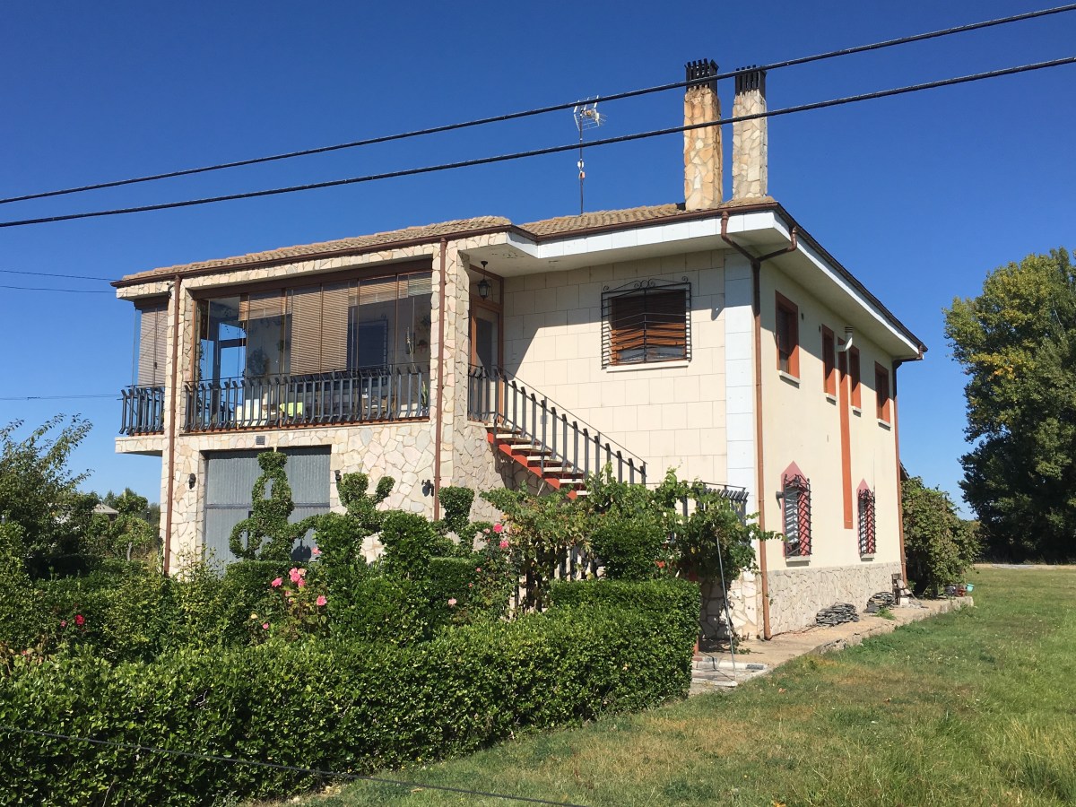 fullsizeoutput_16aea