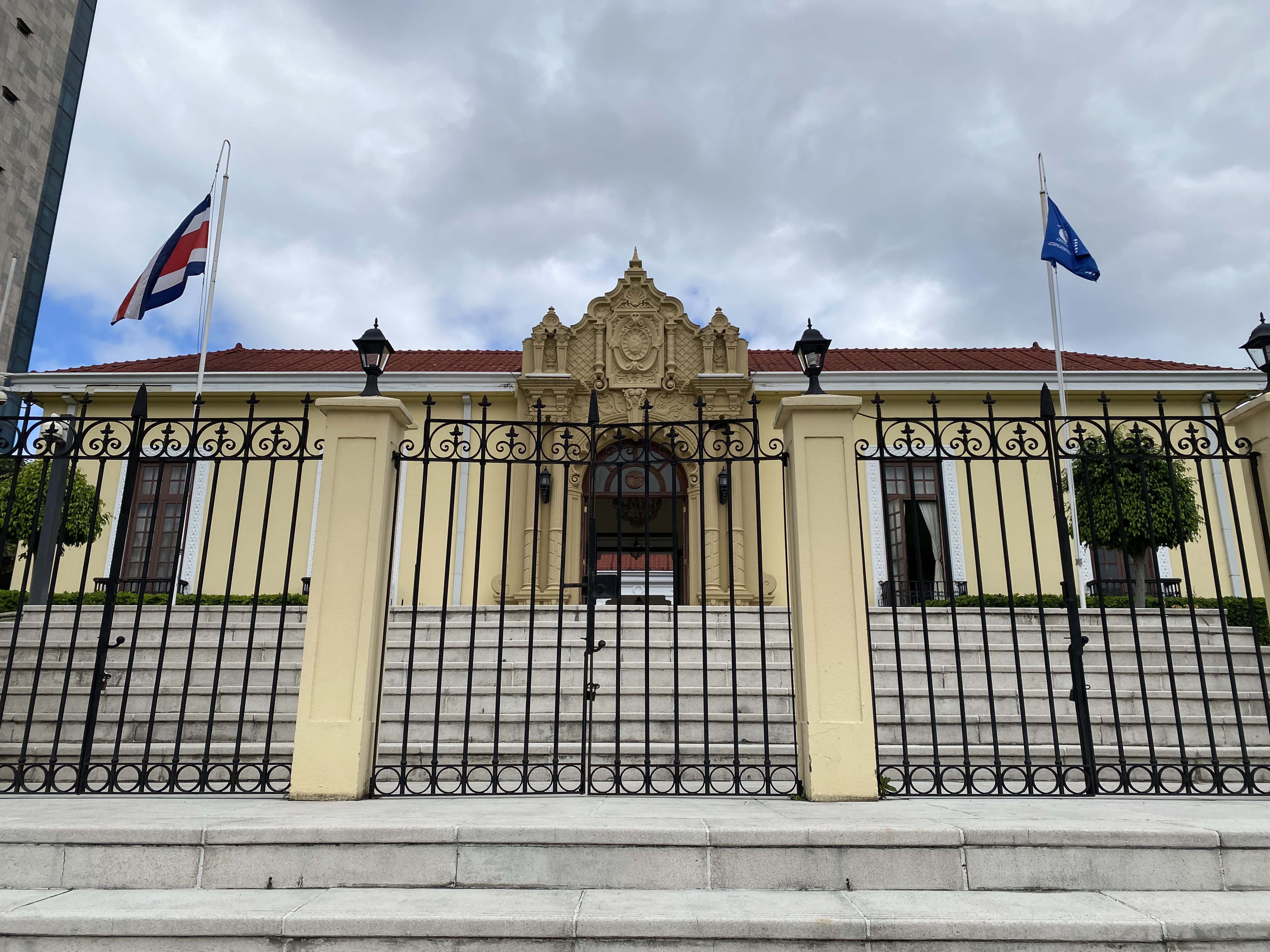 F3HdrQMsTZ+H7rVDPeXCVg